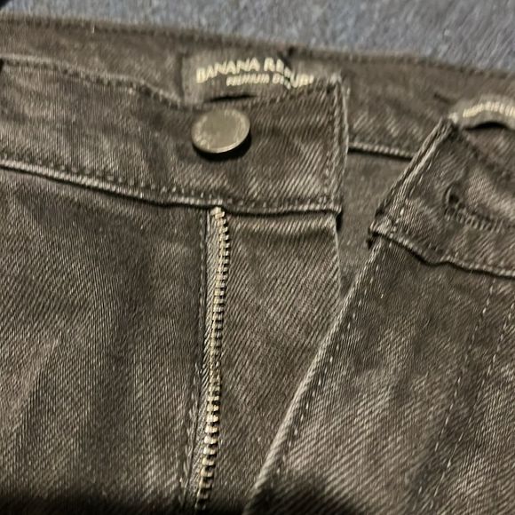 Banana Republic High Rise Straight Leg Black Distressed Jean Size 30 - Picture 5 of 6